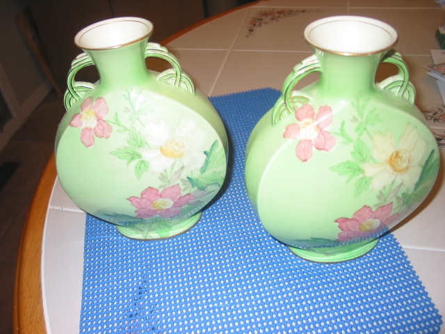 2 vases – England royal Winton – “Boston”