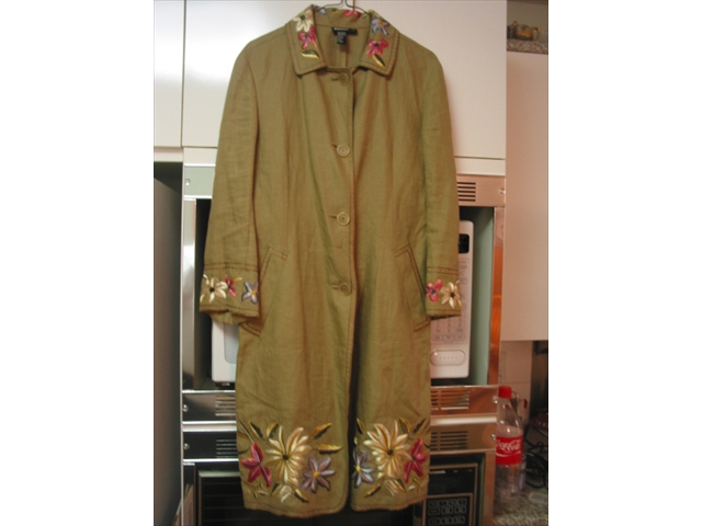 Embroidered kimono from Rita Moreno – actress 1983