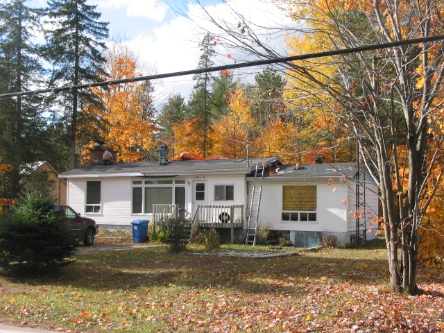 3 bedroom house , 10,000 square foot lot – Rawdon, Quebec